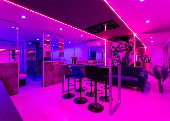 Design Luxe - Parking - Terrasse - Port Nature Village Naturiste