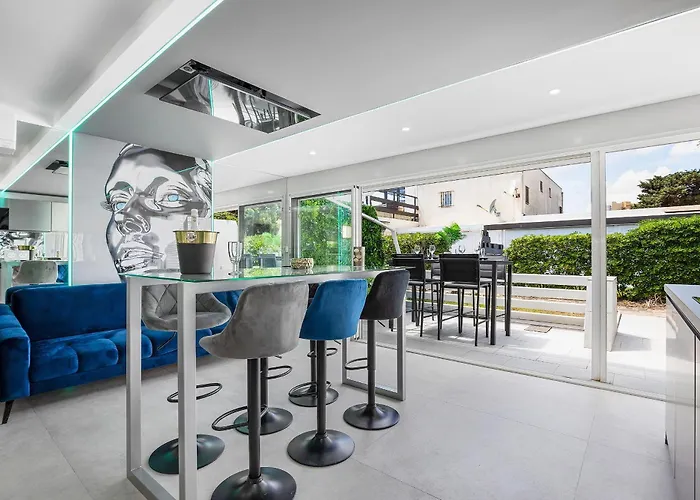 Village Naturiste R4n - La Double Game Luxe * Agde